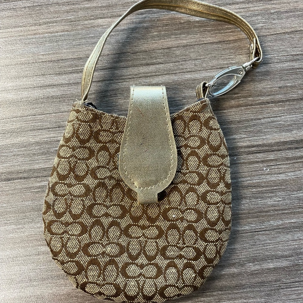CC Coache change bag lil coin purse